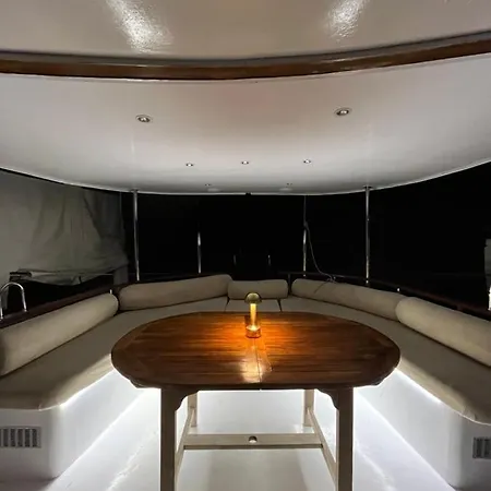 Martini * Göcek